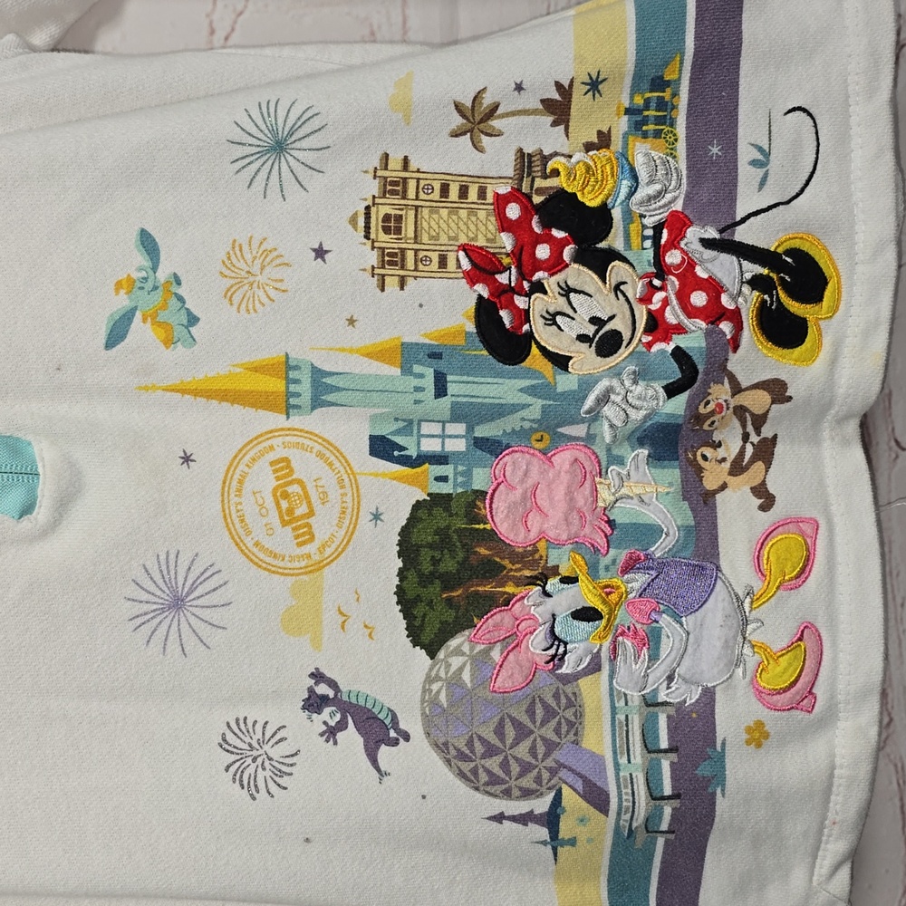 Walt Disney World Disney Parks Minnie Mouse Castle White Hoodie Sweatshirt Small - Picture 3 of 16